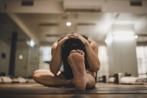 有助分娩备孕沐鸣招商主管的瑜伽运动