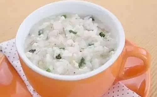 新生儿便秘的六种食沐鸣APP登录疗方法 新生儿便秘的六种食疗方法推荐
