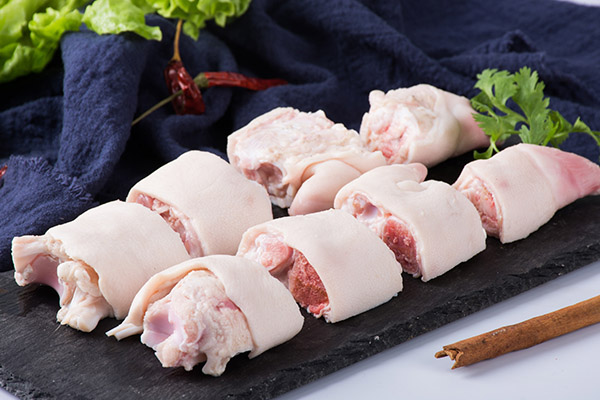 产后缺乳如何沐鸣注册食补比较好