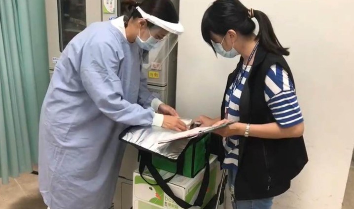 AZ疫苗抵彰化 沐鸣娱乐注册6500剂第一线医护警消还是不够打