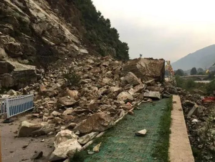 地质灾害致交通阻断 沐鸣注册五台山景区对西线旅游公路封闭排险
