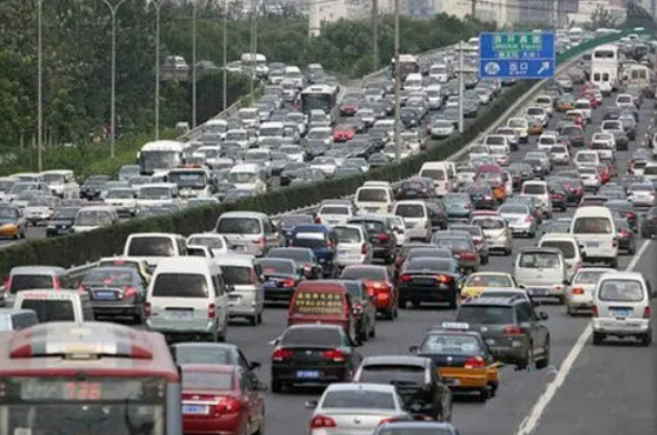 沐鸣代理广东国庆假期高速公路车流总量超5000万车次 大湾区车流量同比增长10%