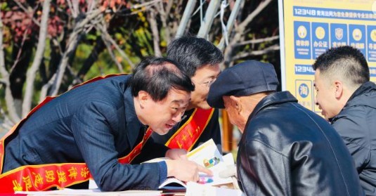 青海:五年超4万人获沐鸣代理得法律援助 挽回经济损失近15亿元