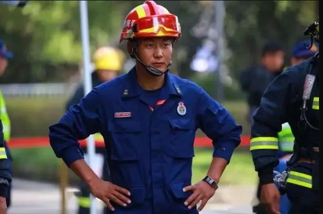 劳动者之歌|玛尼坚:做合格的“沐鸣代理蓝朋友”