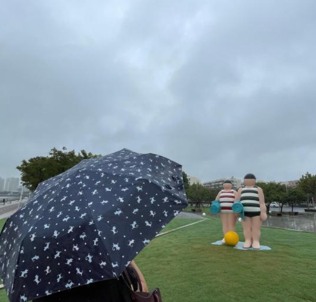 蓝狮代理2023上海城市空间艺术季雨中启幕 城市空间如何更有趣、更“共栖”?